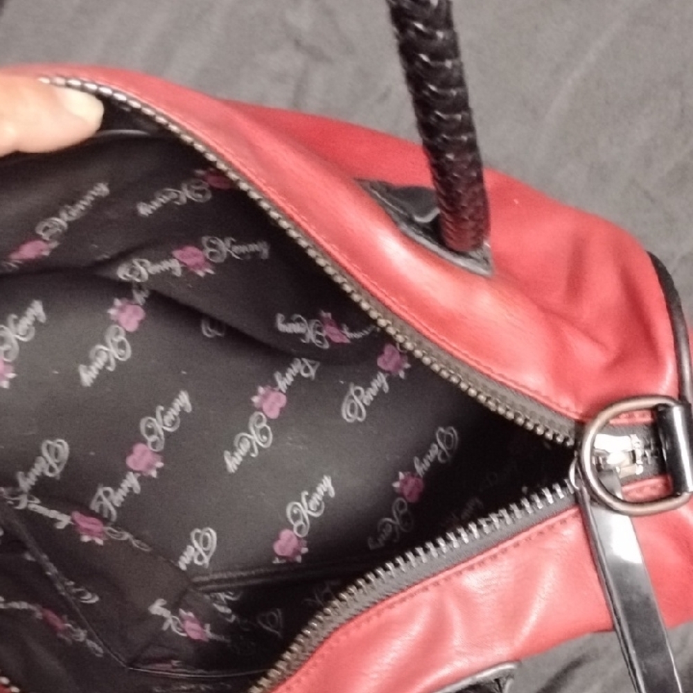 Braided-Handle Red Shoulder Bag with Black Trim and Tassel Accents - Picture 8 of 13